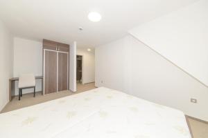 Moderní apartmán s terasou a výhledem