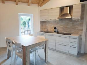 Casa Enzo e Tina by Quokka 360 - On the Shores of Lake Lugano