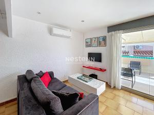 4096 Appartement avec terrasse et climatisé