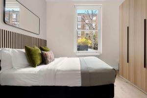 Chic 2-Bed Retreat Near Portobello Market