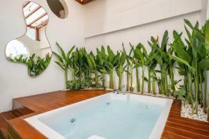 Stylish 2 BR Villa Retreat Modern Comfort