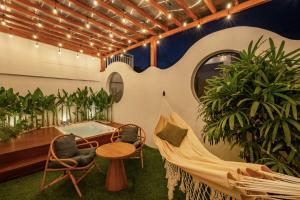Stylish 2 BR Villa Retreat Modern Comfort