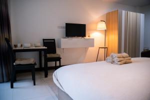 VK living room 302