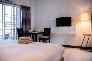 VK living room 302