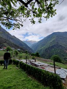 Alveria by Xtastays, Shanshar, Sainj, Kullu