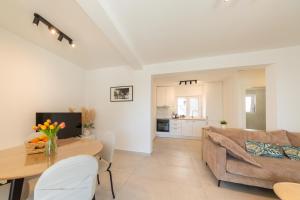 Seafront Suites Maja