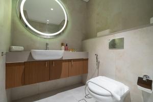 Chic Studio Room, Azizi Mirage, Dubai Studio City