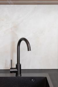 Modern Studio Garbary 62 Złoto & Design