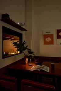 HIDDEN -home-