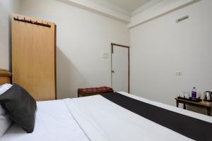 SPOT ON Hotel Rk Residency Near MGBS Bus station