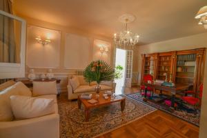 Villa Nina Luxury With Pool - Happy Rentals
