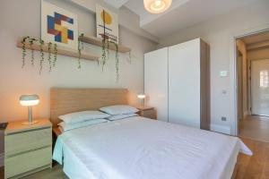 Sirius Town Pool, Beach & Mall Spa & Gym Near