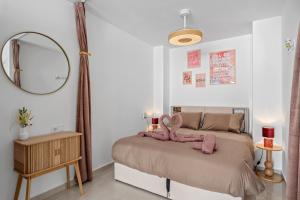 NEW In city center, next to the beach With pool and garage