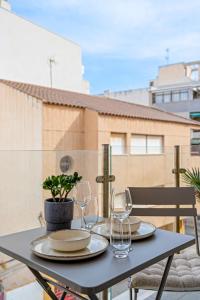 NEW In city center, next to the beach With pool and garage