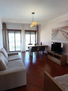 Sunny Balcony Apartment