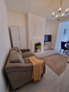 Spacious 3 Bed House-Central London-Garden-Parking