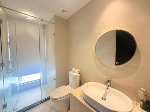 Gold Coast Lotte Apartment