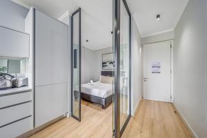 City lights at Ellipse,1 bedroom