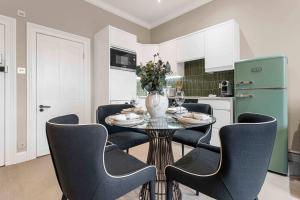 Luxury 1-Bedroom Hideaway in Chelsea
