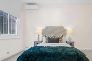 Bright Modern 1BR in Heart of Chelsea