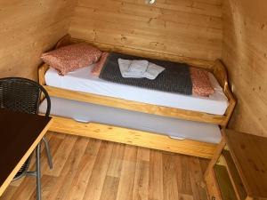 Nr 5 Camping Pod mit Terrasse und Seeblick