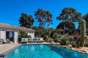 Terre de Provence-Luxurious Villa-Pool-Sea View
