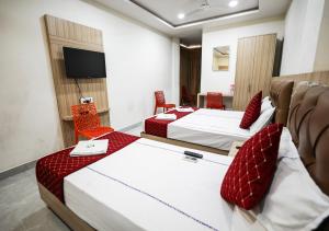 Hotel Supraja Lodge