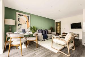 Modern 1 Bedroom Apartment