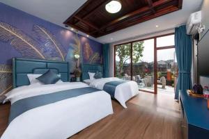 펑황 Shuiyun Zhijian Homestay 호텔 스위트룸