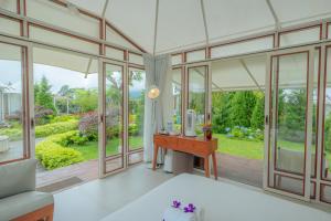 Svargan Lakeside Glamping