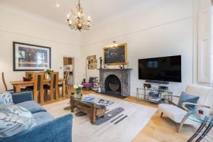 Veeve - South Kensington Garden Escape