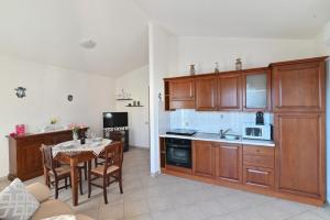 IzzHome Olive Tree img12