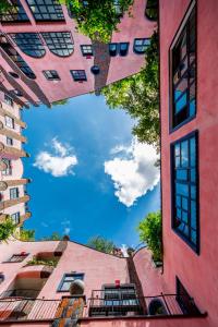 Castelletto - Das Schloss auf dem Dach der Grünen Zitadelle von Hundertwasser