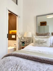 Cosy flat in front of Earls Court station