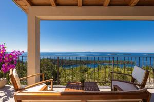 Holiday House Karbuni Paradise
