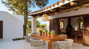 Villa Can Rafel 5 minutes drive to the beach - Amazing View Calm Area Renewed on 2024 Pool & AC