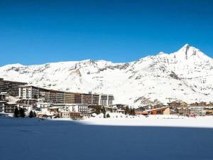 Résidence Le Lac - Appartement 3 pièces pour 8 personnes à Tignes, proche des pistes et des commerces dans le quartier du Lac. Situé au 4ème étage MAE-1682