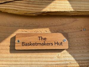 Simple Basketmakers Hut Cabin for Two