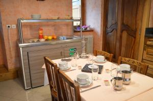 Hotels Hotel La Montagne Fleurie : photos des chambres