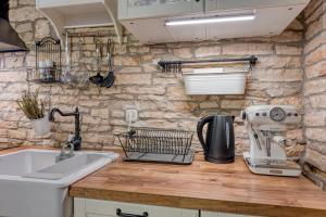 Villa Capadinka with Whirlpool - Happy Rentals