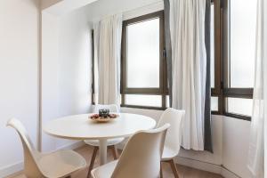 Home2Book Beachside Apartment Las Canteras
