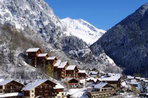 Résidence La Tour Du Merle - 4 Pièces pour 8 Personnes MAE-3257