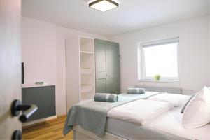 Red Maple Apartments