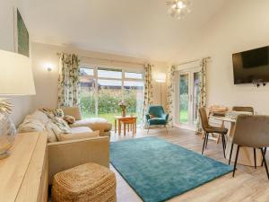 2 Bed in Swansea oc-91725