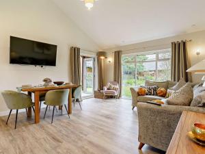 2 Bed in Swansea oc-91726