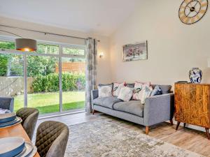 2 Bed in Swansea oc-91723