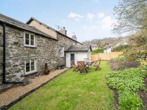 2 Bed in Nr Ulverston oc-lcc02