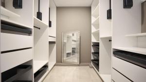 Luxury Apartment with Parking