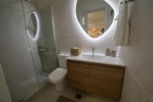 Modern & Cozy Studio for 2 in Saronida Steps from the Beach