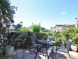 1 Bed in Brixham oc-bx046